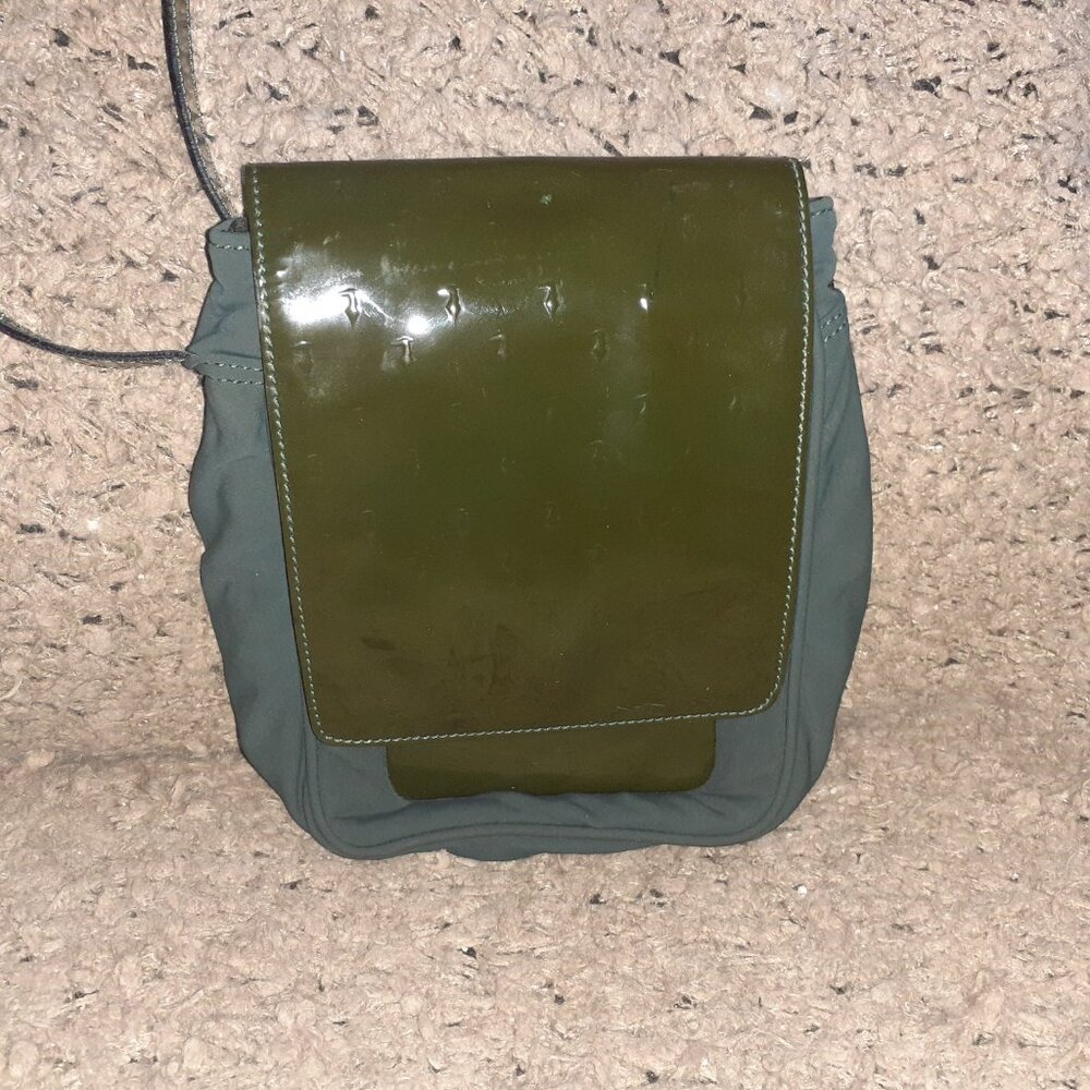 Vintage TRUSSARDI-Green Patent Signature Leather/Nylon-Cross/Shoulder-Excellent - Picture 2 of 7
